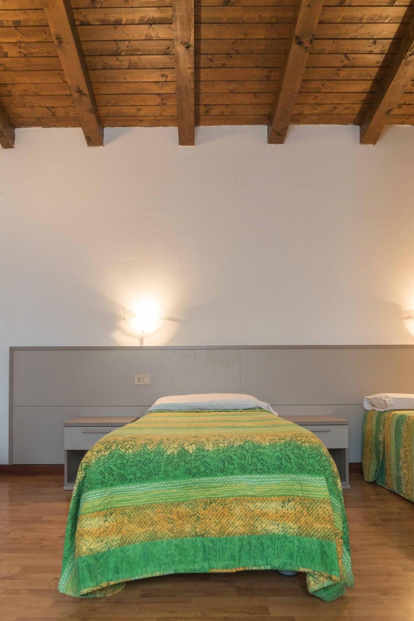 Ristorante Albergo Al Donatore 泰奥尔 外观 照片