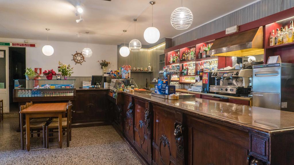 Ristorante Albergo Al Donatore 泰奥尔 外观 照片